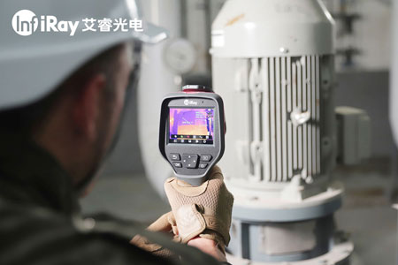 Yeux pointus pour la surveillance de la sécurité dans l'entrepôt de produits chimiques dangereux: caméra thermique infrarouge