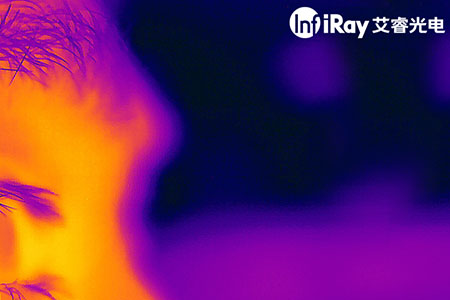 Iray Technology InfiRay® at1280 première caméra thermique de mesure de température de 1,3 mégapixel pour la santé publique